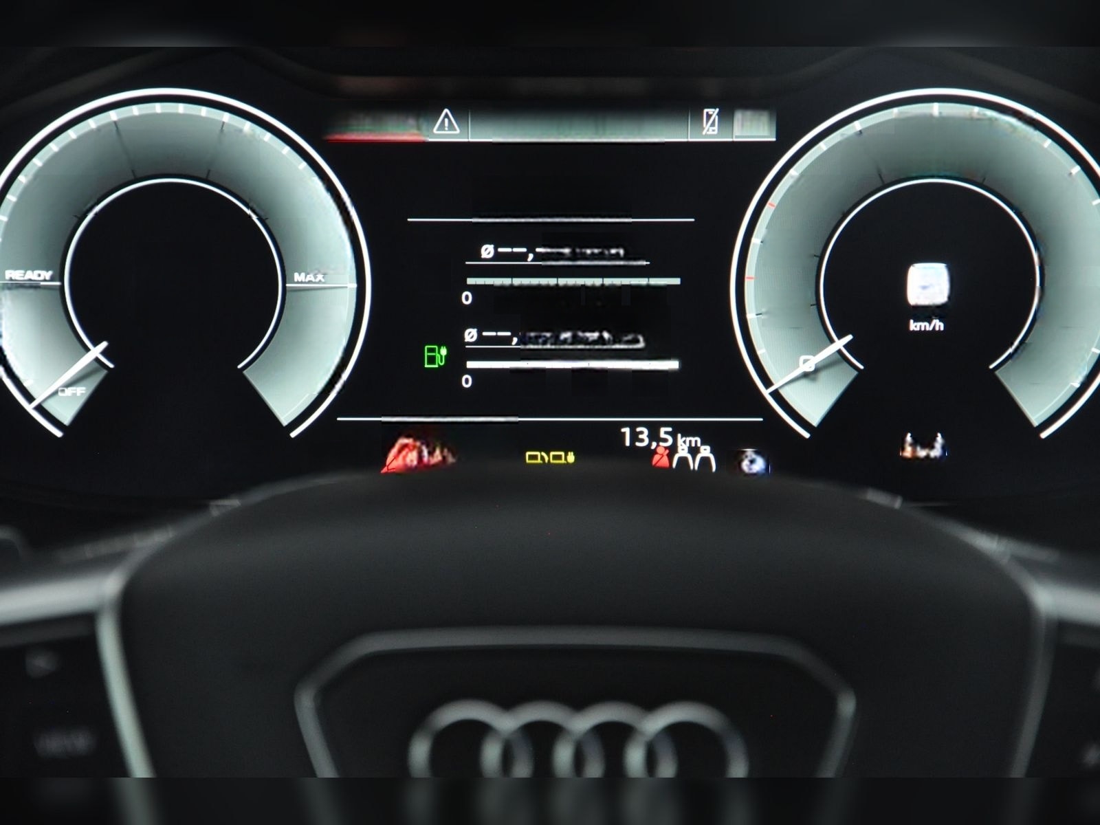 Audi A6  Avant S-Line  2.0TFSIe quattro foto 18