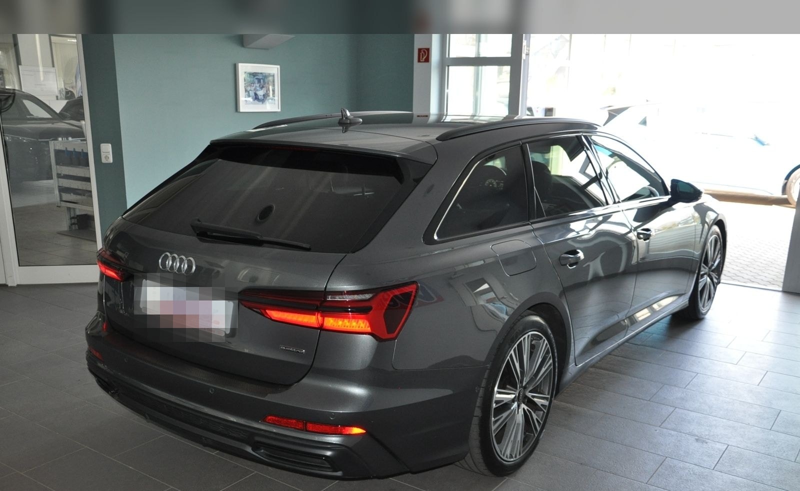 Audi A6  Avant S-Line  2.0TFSIe quattro foto 8