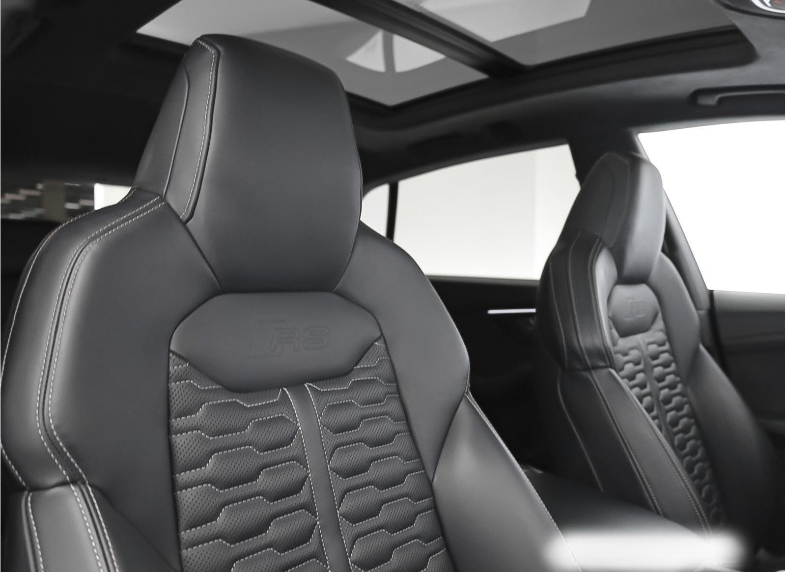 Audi RS Q8 tiptr. Dynamik+/Keramik/Pano/StdHzg/B&O foto 15