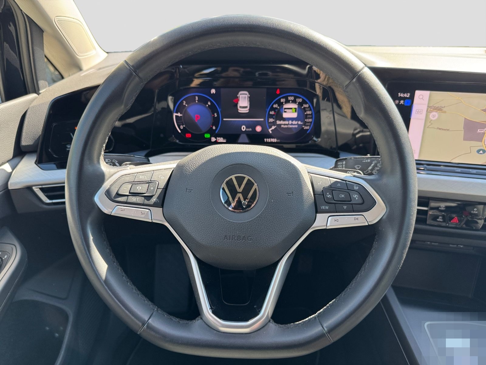 Volkswagen Golf Variant VIII 2.0 TDI DSG Life AHK Navi LED foto 9