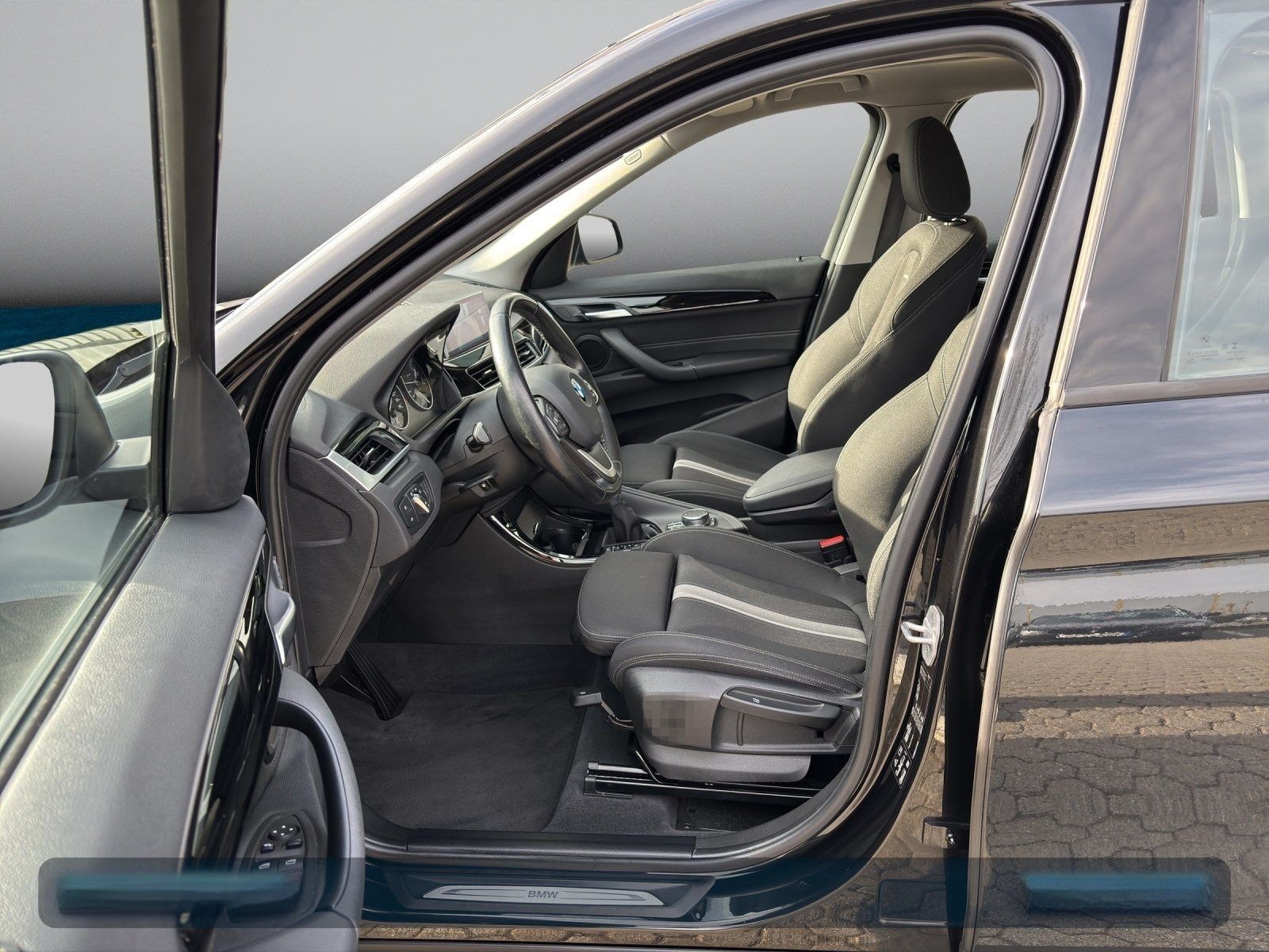 BMW X1 xDrive20i Sport Line 4,99% Finan. Head-Up+Nav foto 11