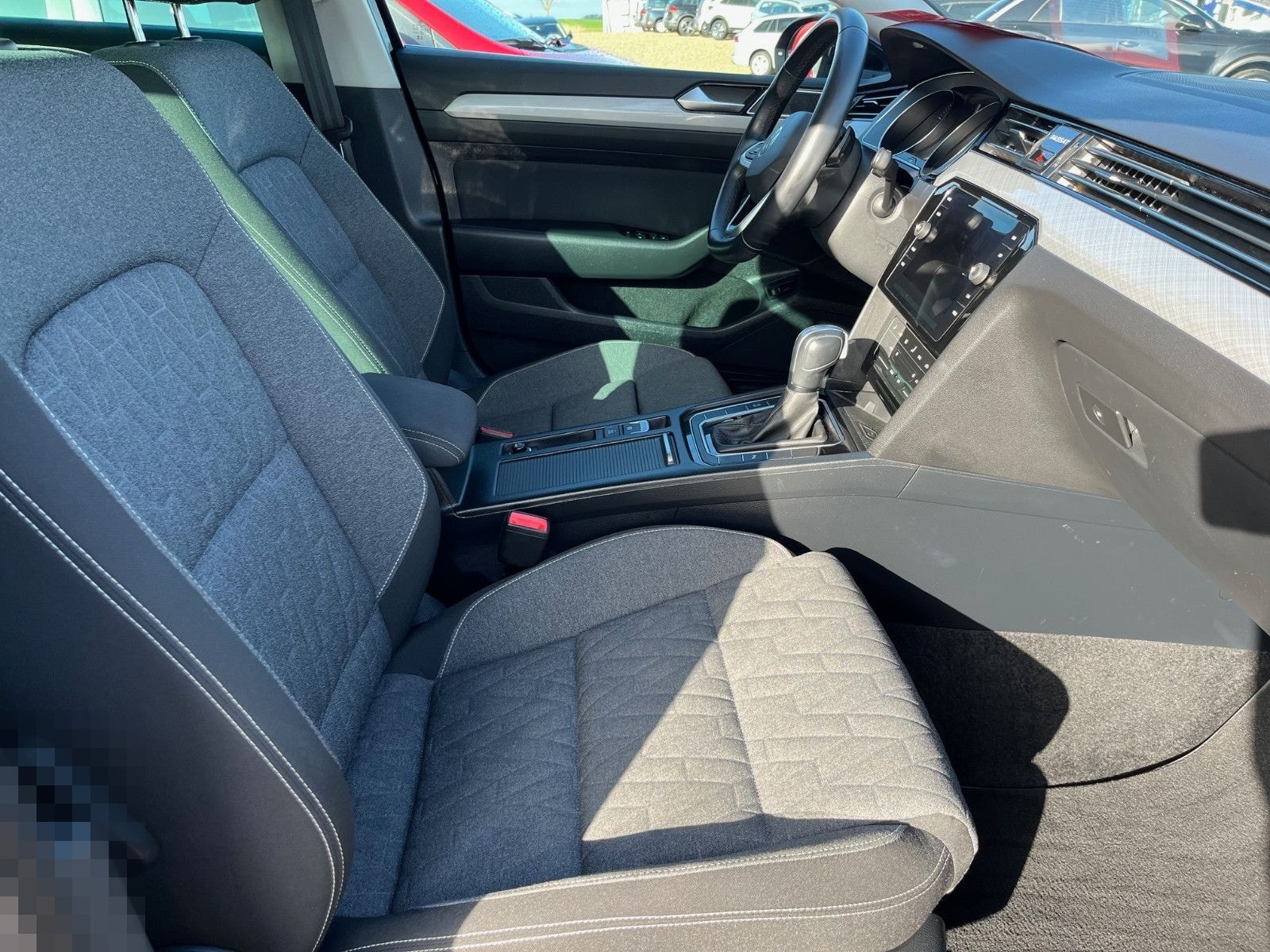 Volkswagen Passat Variant Business mit AHK+LED+NAVI foto 15