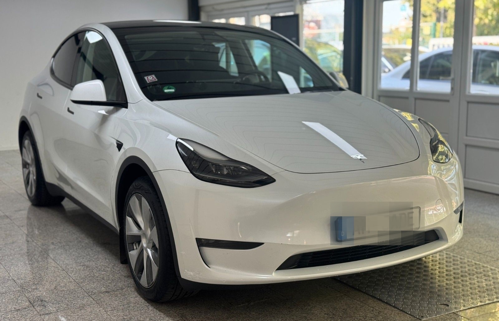 Tesla Model Y *Long Range*Dual AWD* foto 4
