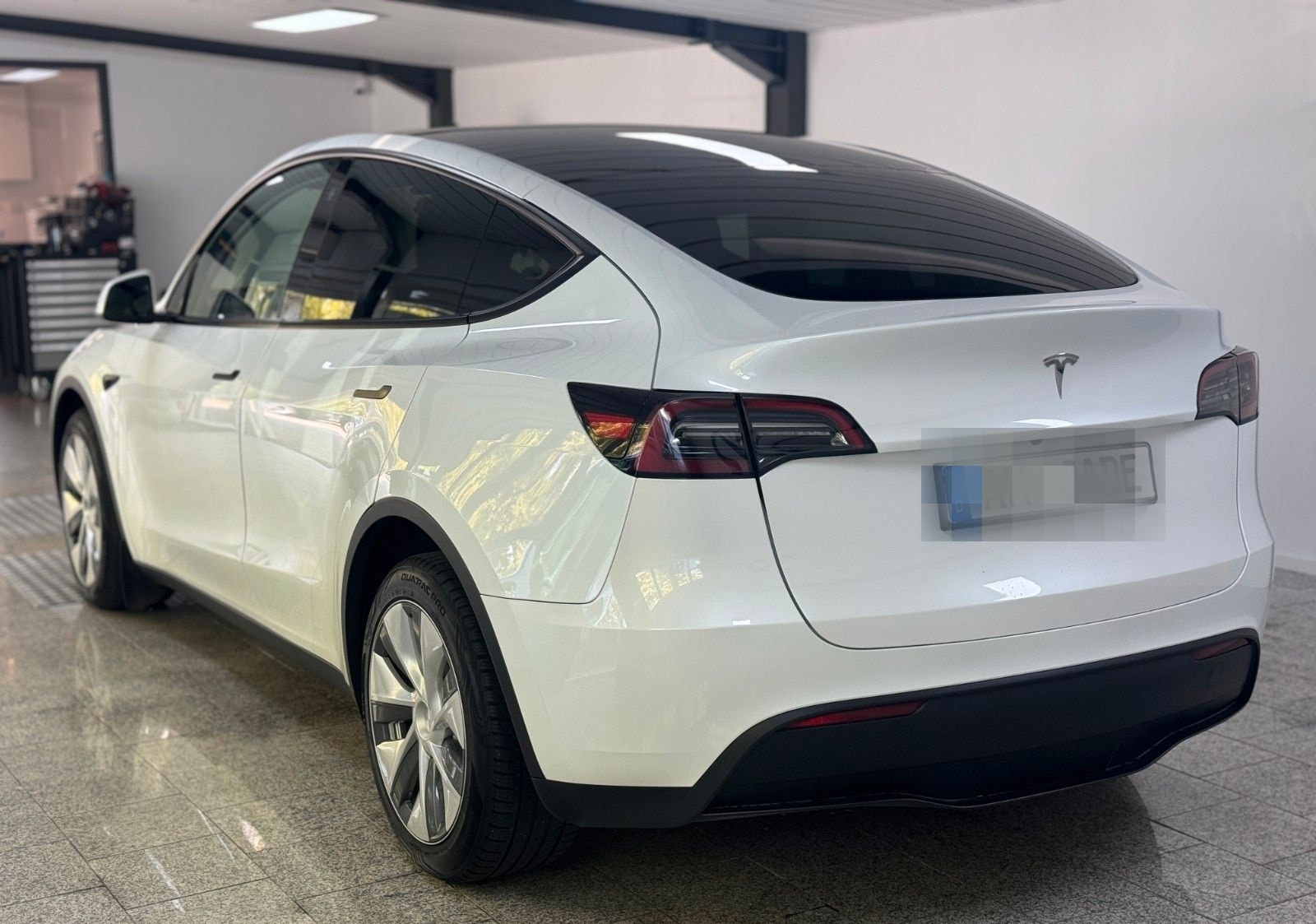 Tesla Model Y *Long Range*Dual AWD* foto 5