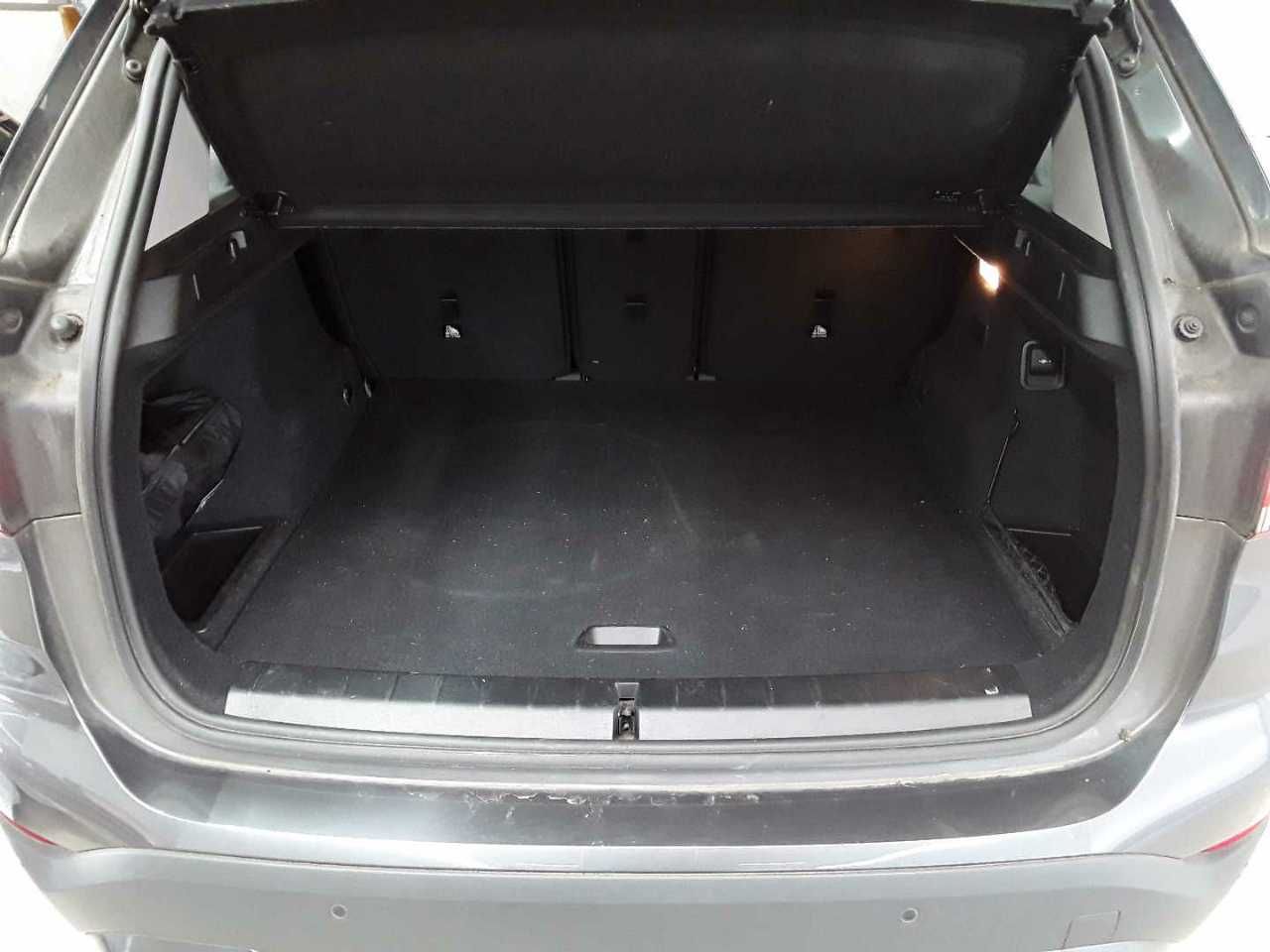 BMW X1 xDrive25e Advantage Navi LED foto 9