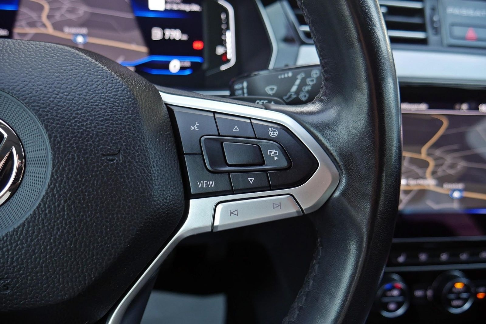 Volkswagen Passat Variant 2.0 TDI DSG AHK Matrix Assistenzp foto 15