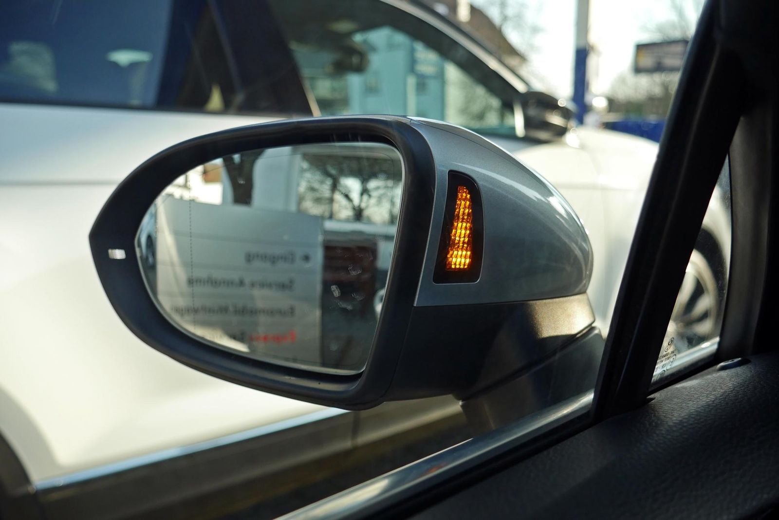 Volkswagen Passat Variant 2.0 TDI DSG AHK Matrix Assistenzp foto 17