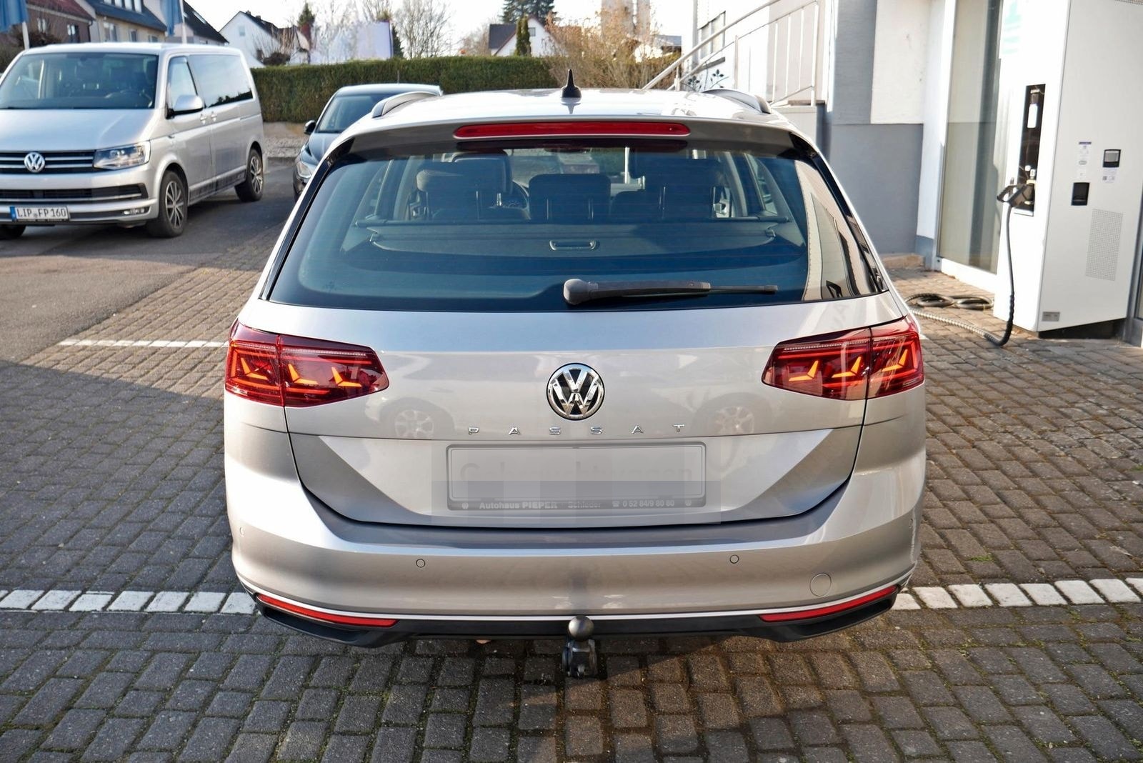 Volkswagen Passat Variant 2.0 TDI DSG AHK Matrix Assistenzp foto 6