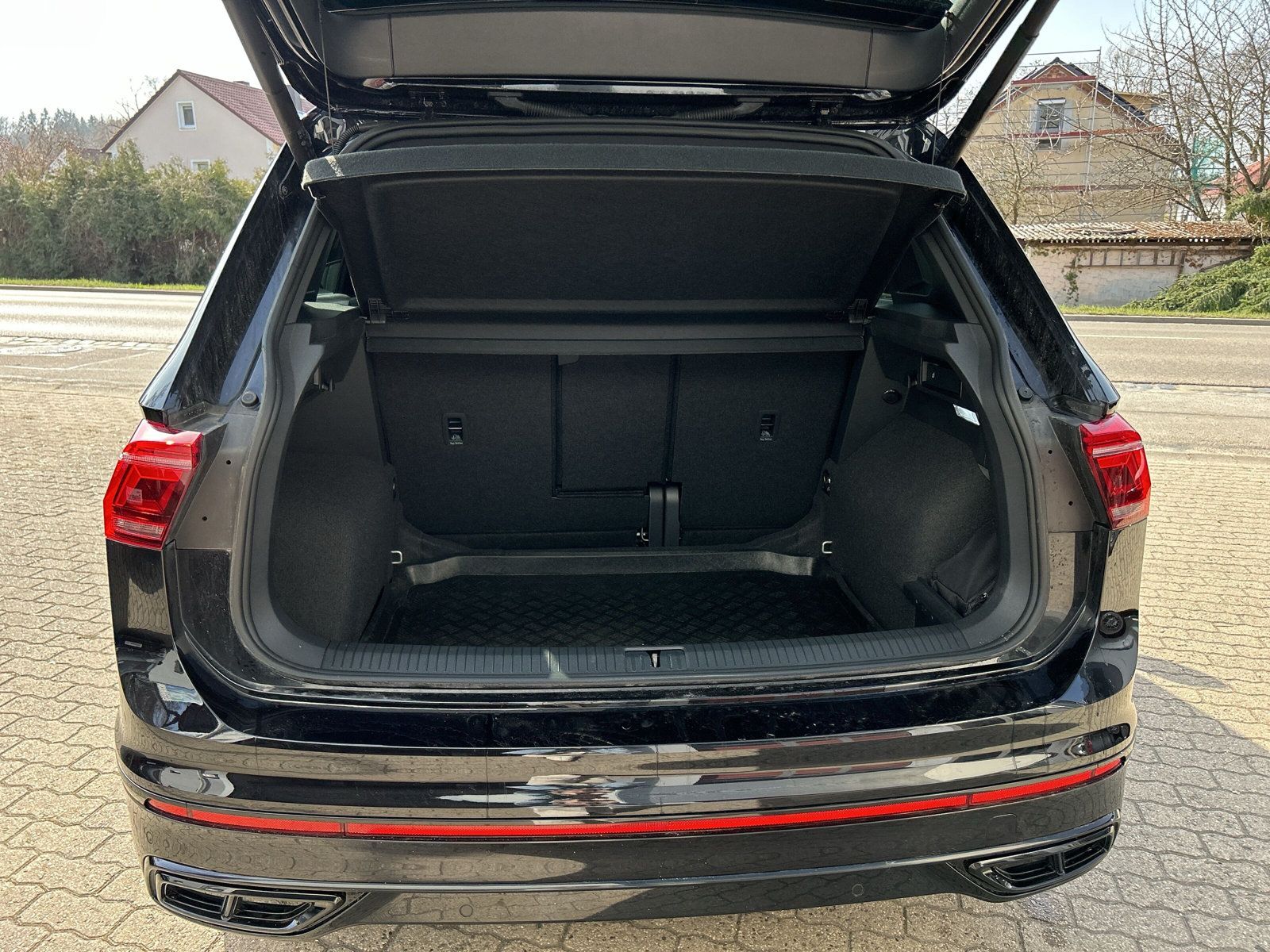 Volkswagen Tiguan 2.0 TDI DSG 4x4 R-Line ABT 180PS 360° Kam foto 11