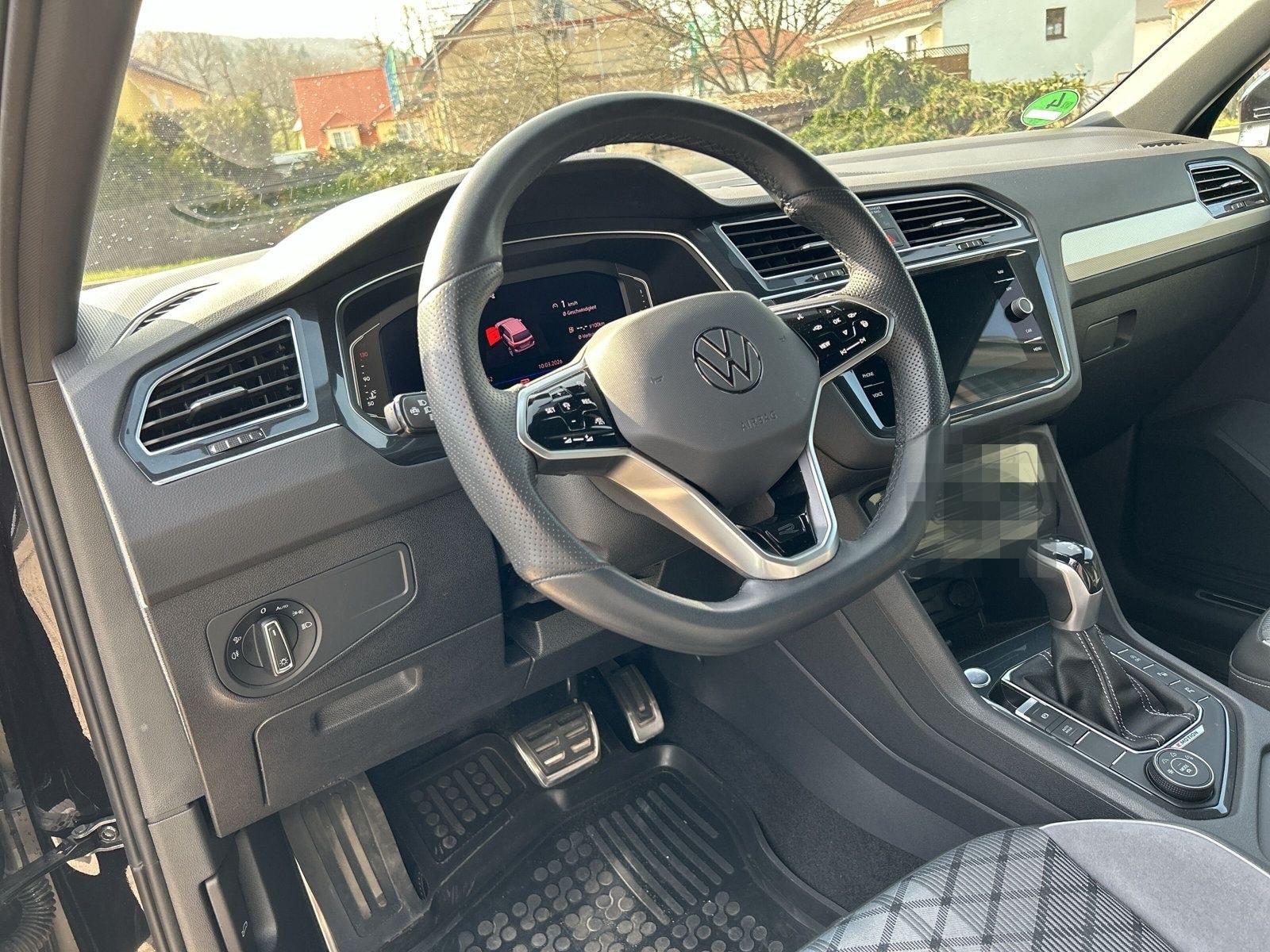 Volkswagen Tiguan 2.0 TDI DSG 4x4 R-Line ABT 180PS 360° Kam foto 8