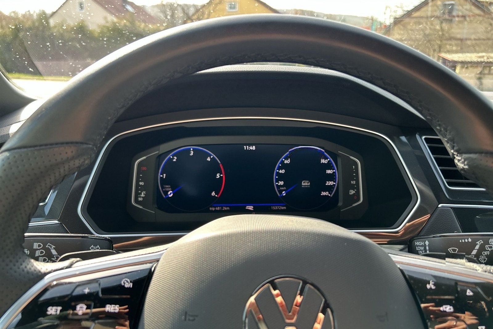 Volkswagen Tiguan 2.0 TDI DSG 4x4 R-Line ABT 180PS 360° Kam foto 9