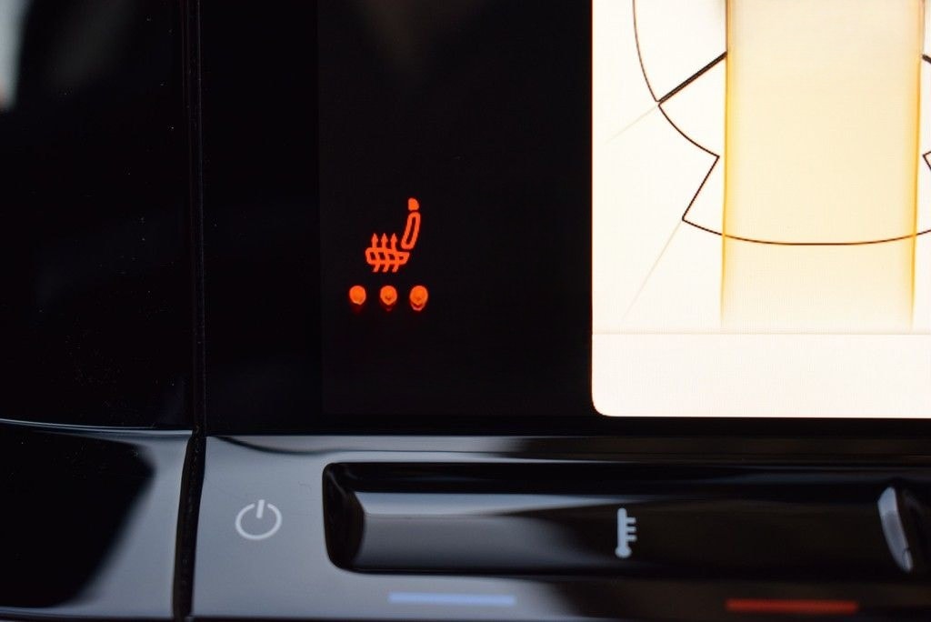 Volkswagen Golf VIII Variant TDI 2.0 *Life*Matrix*AHK*Pano* foto 15