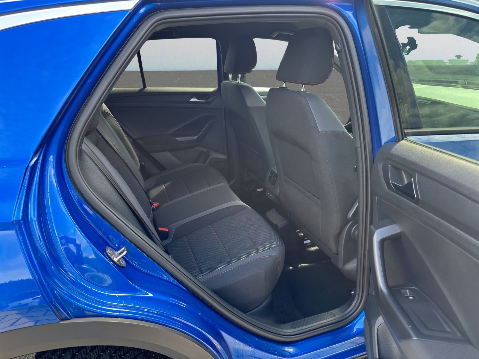 Volkswagen T-Roc 1.5 TSI DSG Sport ACC Navi SHZ PDC StHzg foto 11