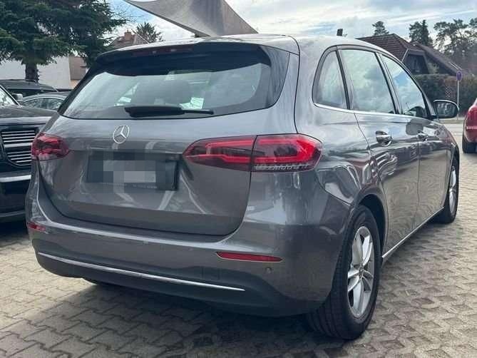 Mercedes-Benz B 180 d-komplett Mercedes Scheckheft-Top Ausstat foto 4