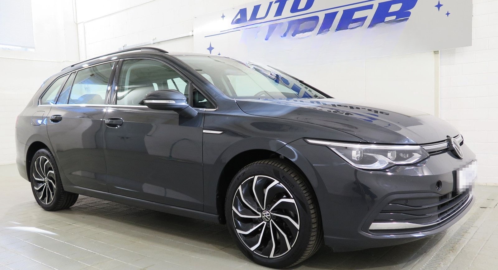 Volkswagen Golf VIII Variant Style, LED,App,Navi,Sportsitze foto 1