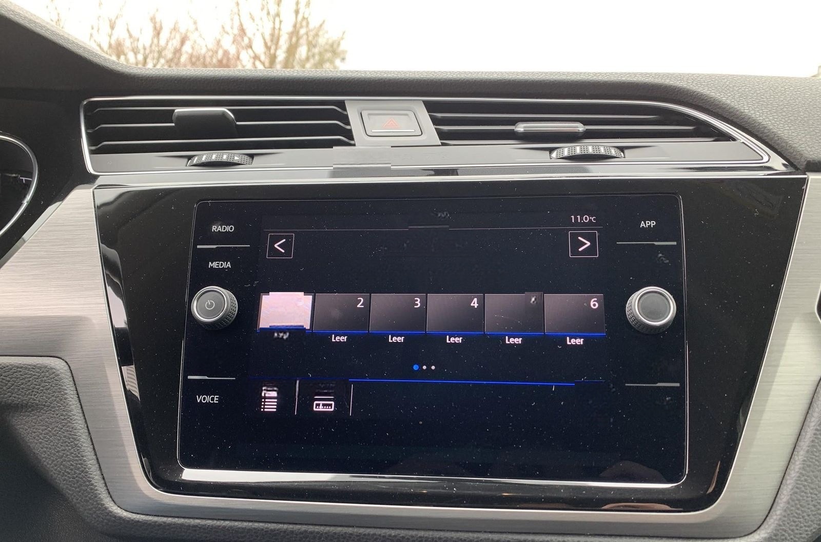 Volkswagen Touran 1.5TSI 7-Sitzer AHK+Klimaaut+Sitzhzg+APP foto 16