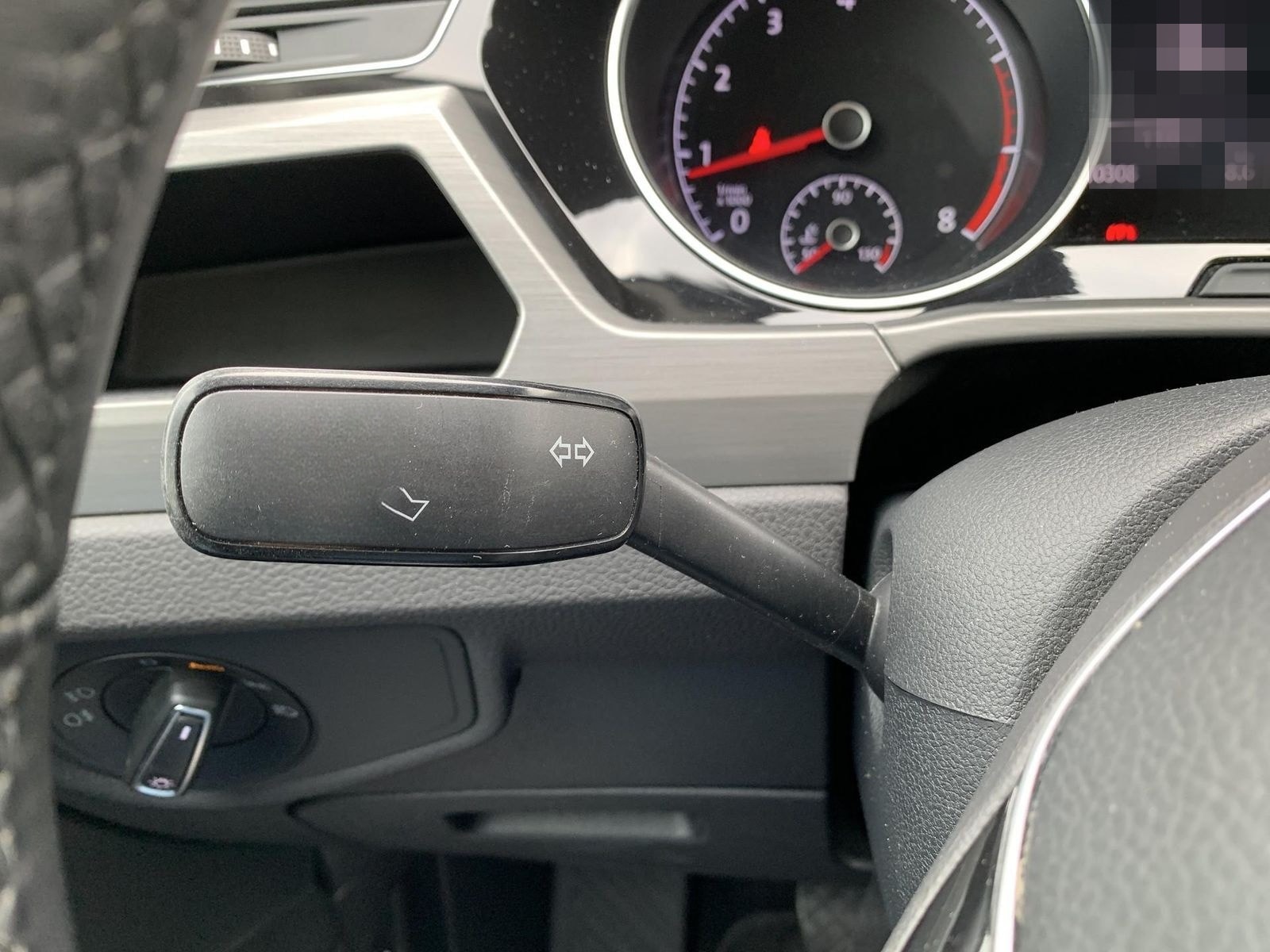 Volkswagen Touran 1.5TSI 7-Sitzer AHK+Klimaaut+Sitzhzg+APP foto 20