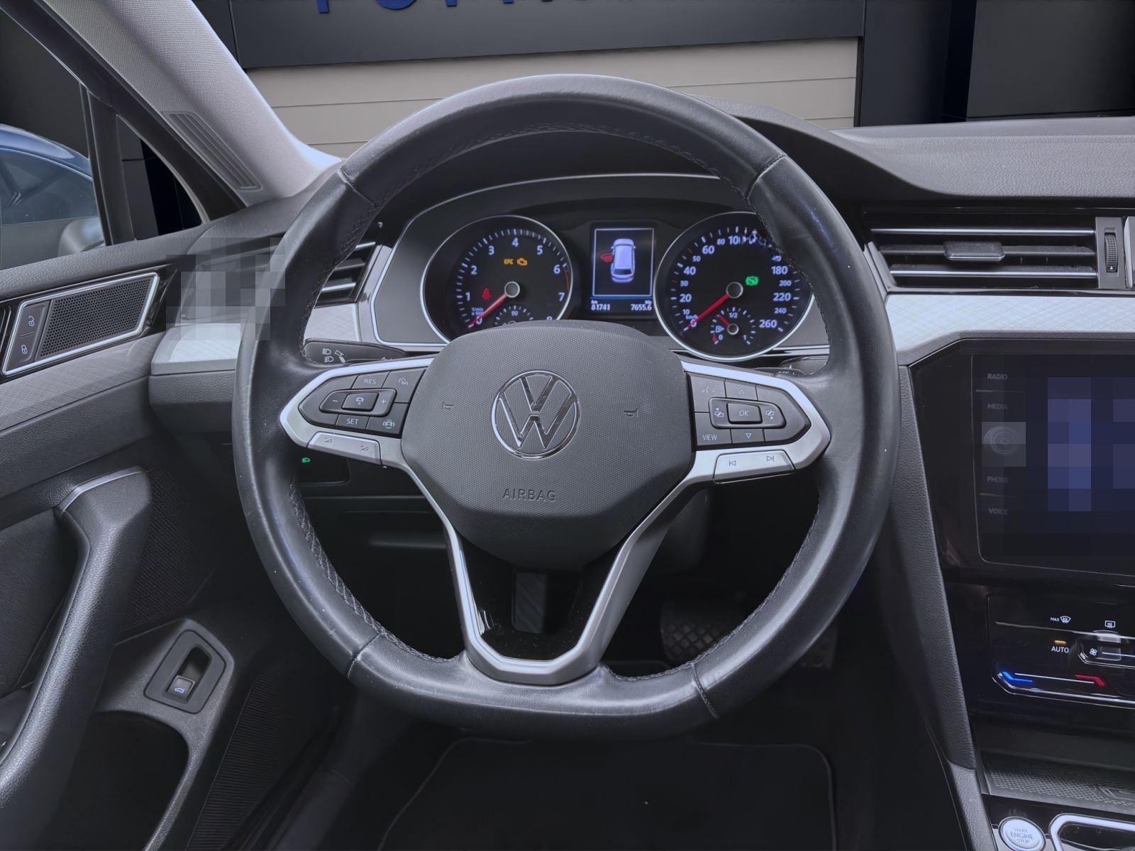 Volkswagen Passat Variant 1.5 TSI DSG BUSINESS AHK NAVI SIT foto 11