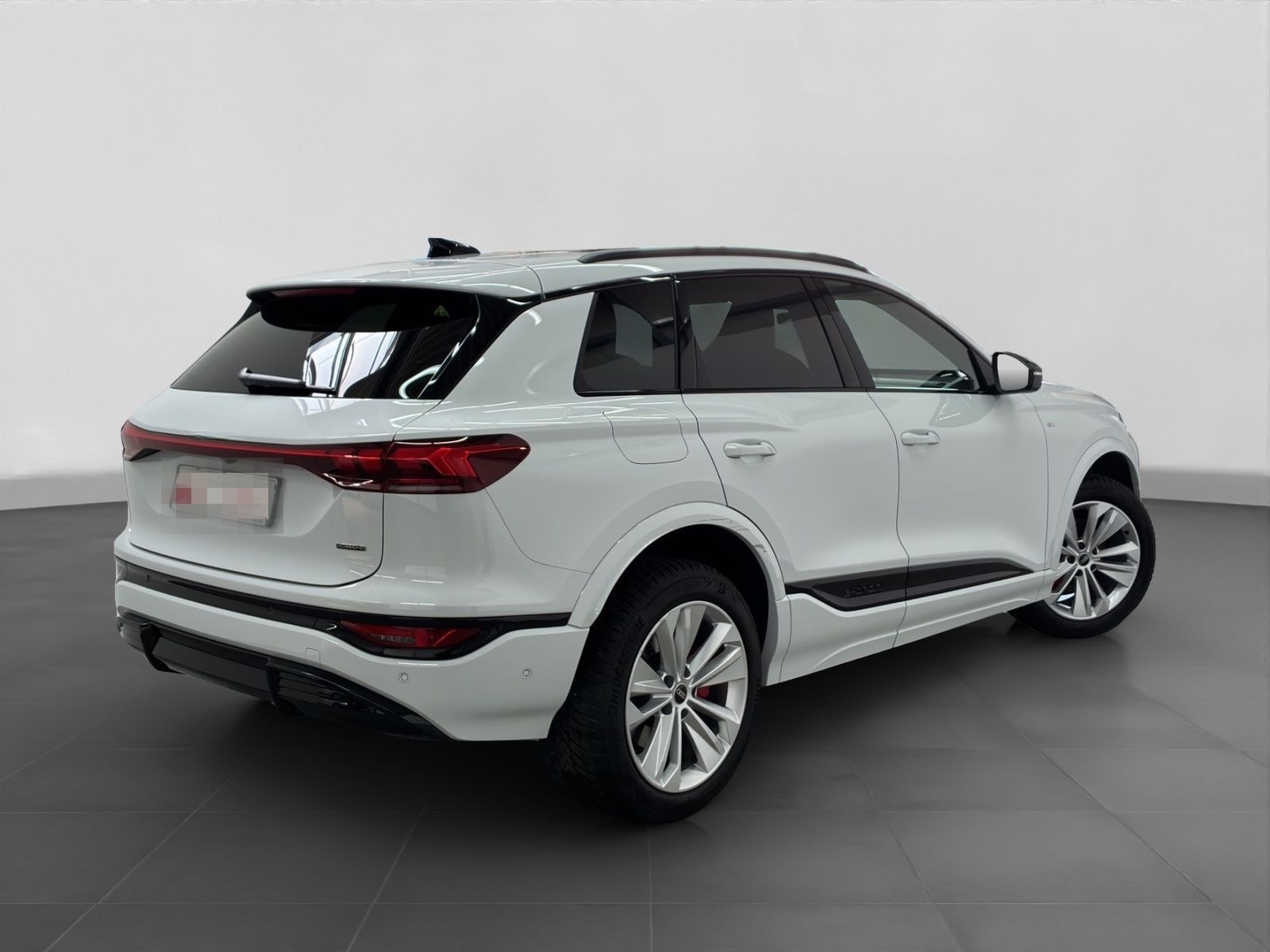 Audi Q6 e-tron Q S LINE UPE105 LM21 SPORTSITZE+ PANO foto 3