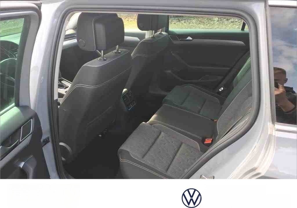 Volkswagen Passat Variant Business 2.0TDI DSG Navi LED ACC foto 8