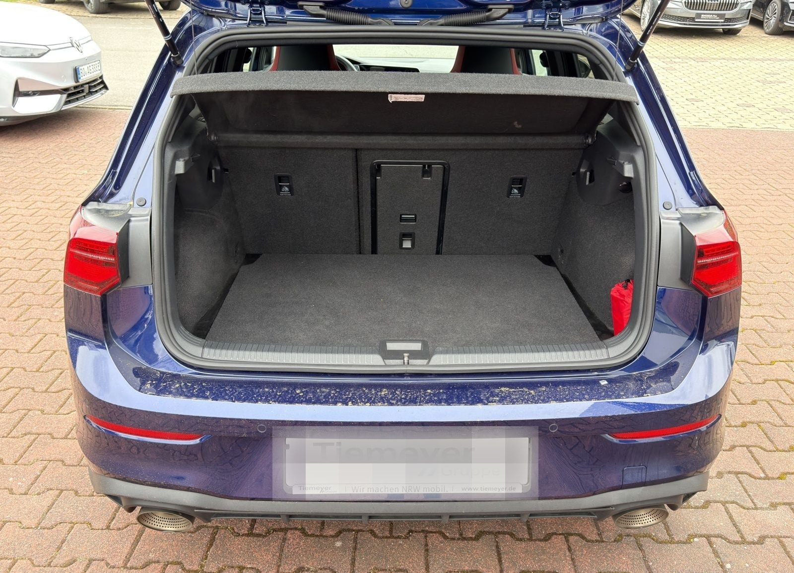 Volkswagen Golf GTI CLUBSPORT TITANABGAS LM19 IQ.LIGHT foto 19