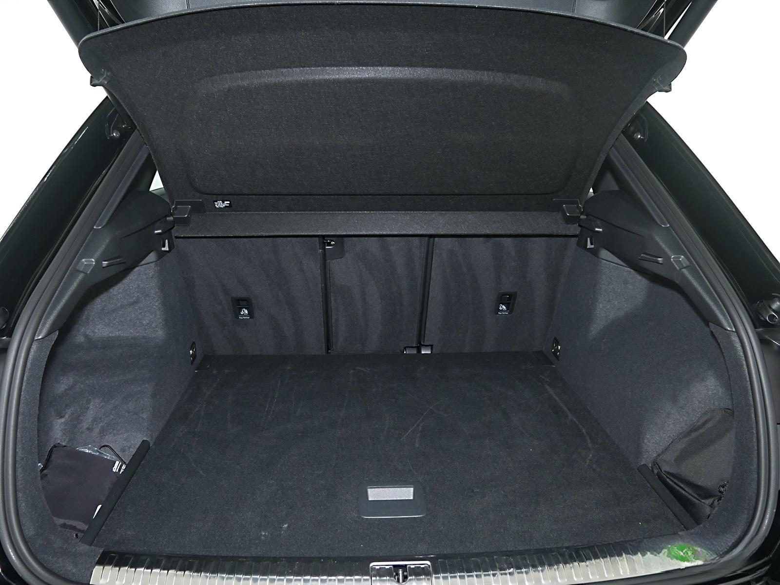 Audi Q3 SUV adv. 35 TFSI S tronic V-Cockpit/R-Kamera foto 9