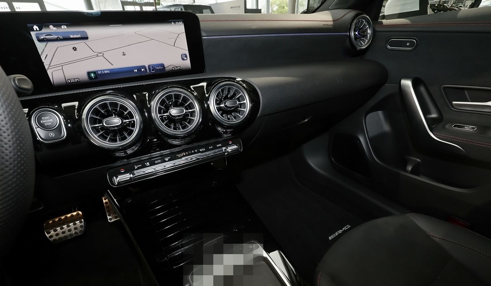 Mercedes-Benz CLA 200 Coupé AMG TOTWINKEL+PANO+KEYLESS+LED+18" foto 10