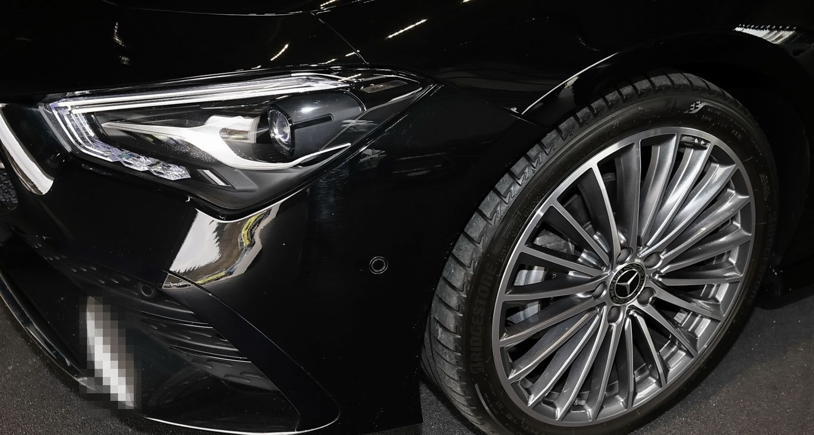 Mercedes-Benz CLA 180 Coupé Edition AMG BURMESTER+19"+360° foto 3