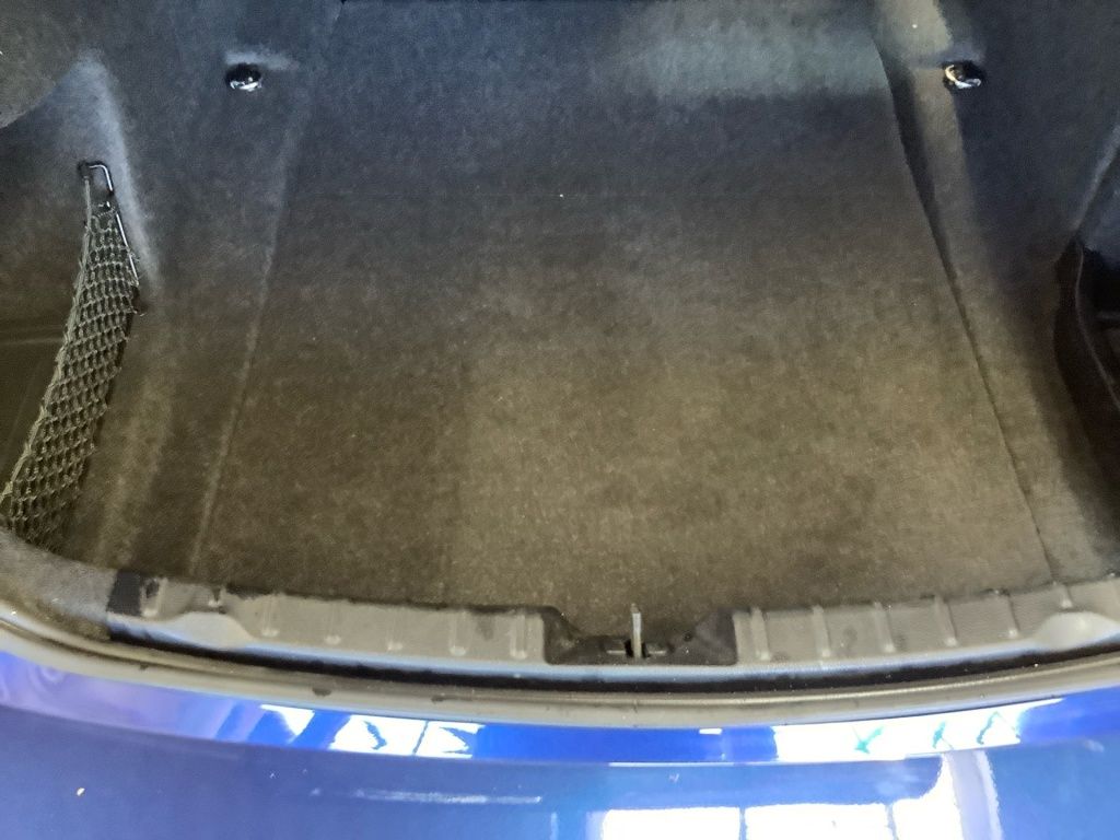 BMW 3er 330i SDach+HuD+Leder+NAVI+AUT+Distr+Facelift foto 15