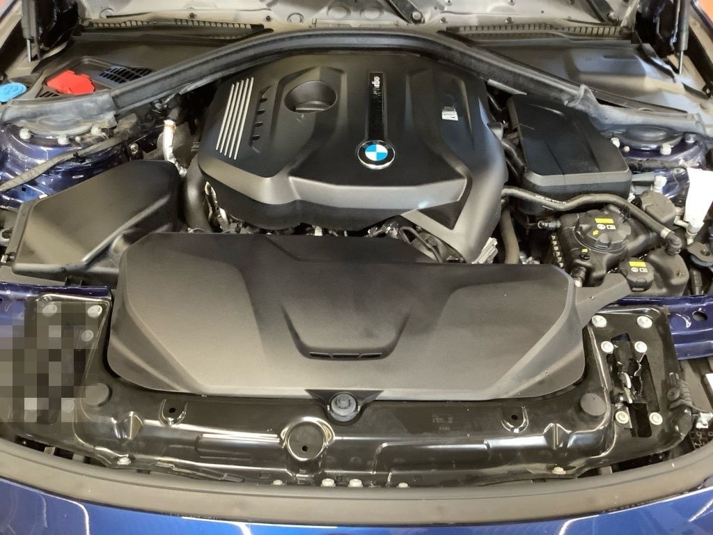 BMW 3er 330i SDach+HuD+Leder+NAVI+AUT+Distr+Facelift foto 16