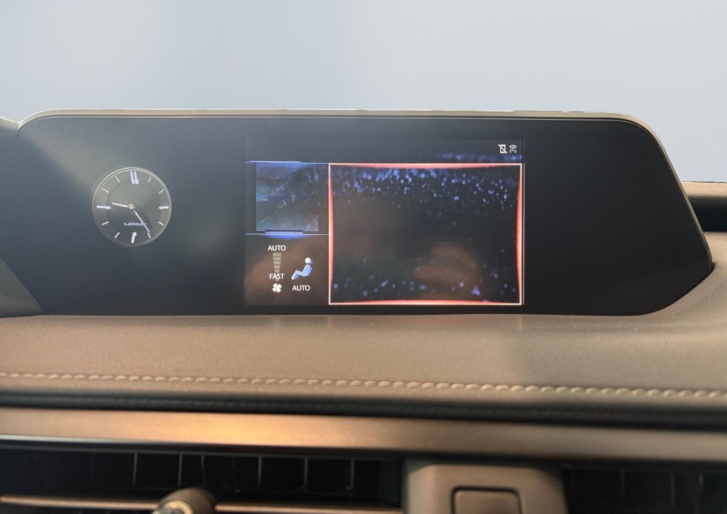 Lexus UX 250h Style Edition *Bi-LED*ACC*CAM*SHZ*WKR*Ca foto 16