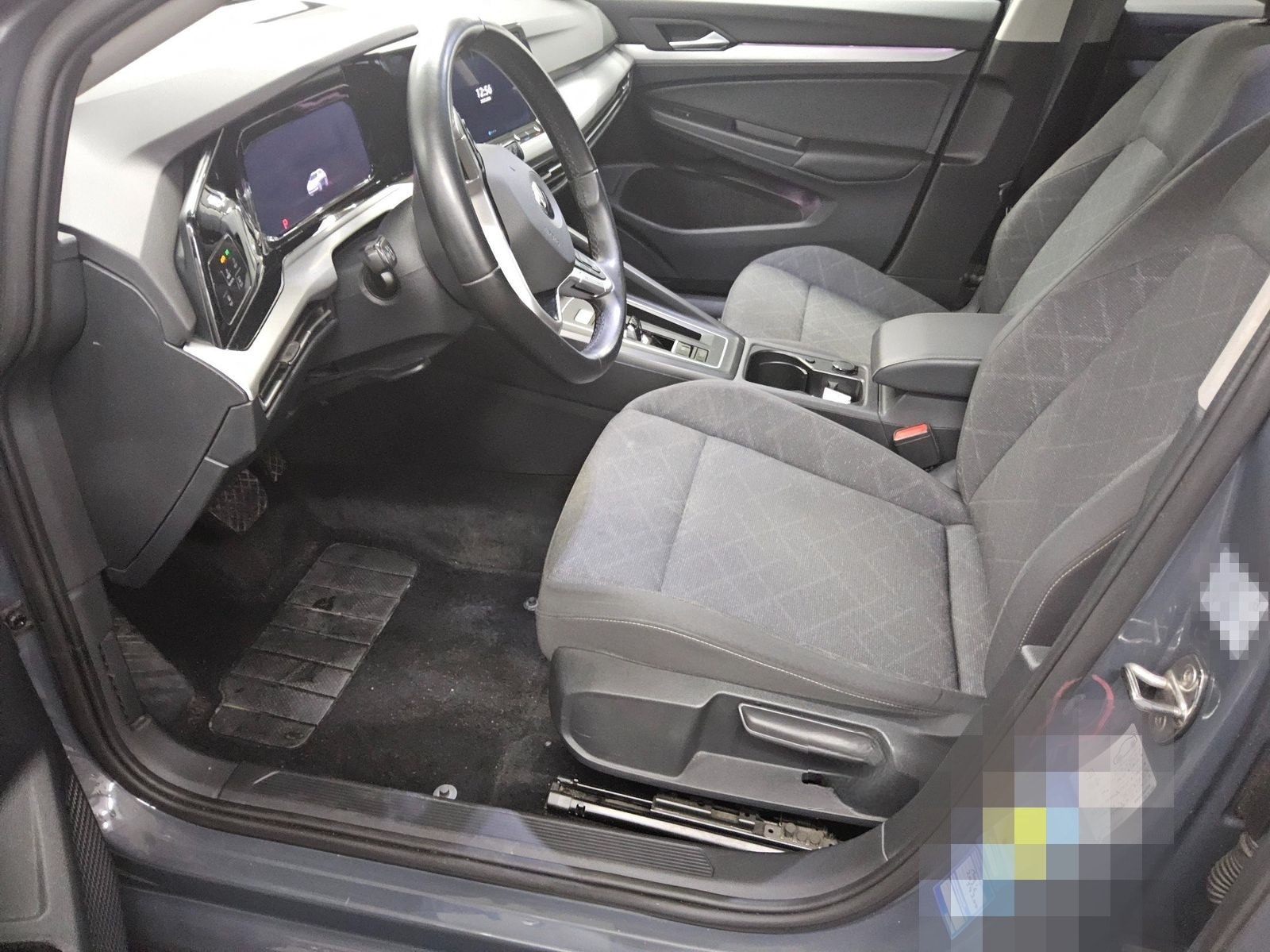 Volkswagen Golf-8 Var. 2.0 TDI Life Navi LED AID ACC PDC foto 9