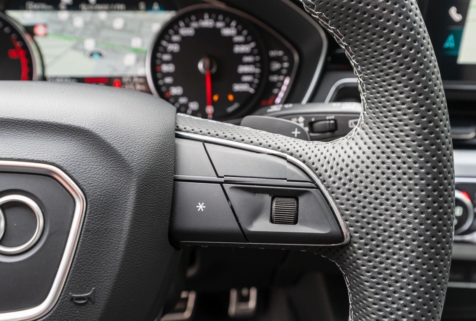 Audi A4 Avant S line 40TDI quattro NAVI MATRIX AHK RF foto 17