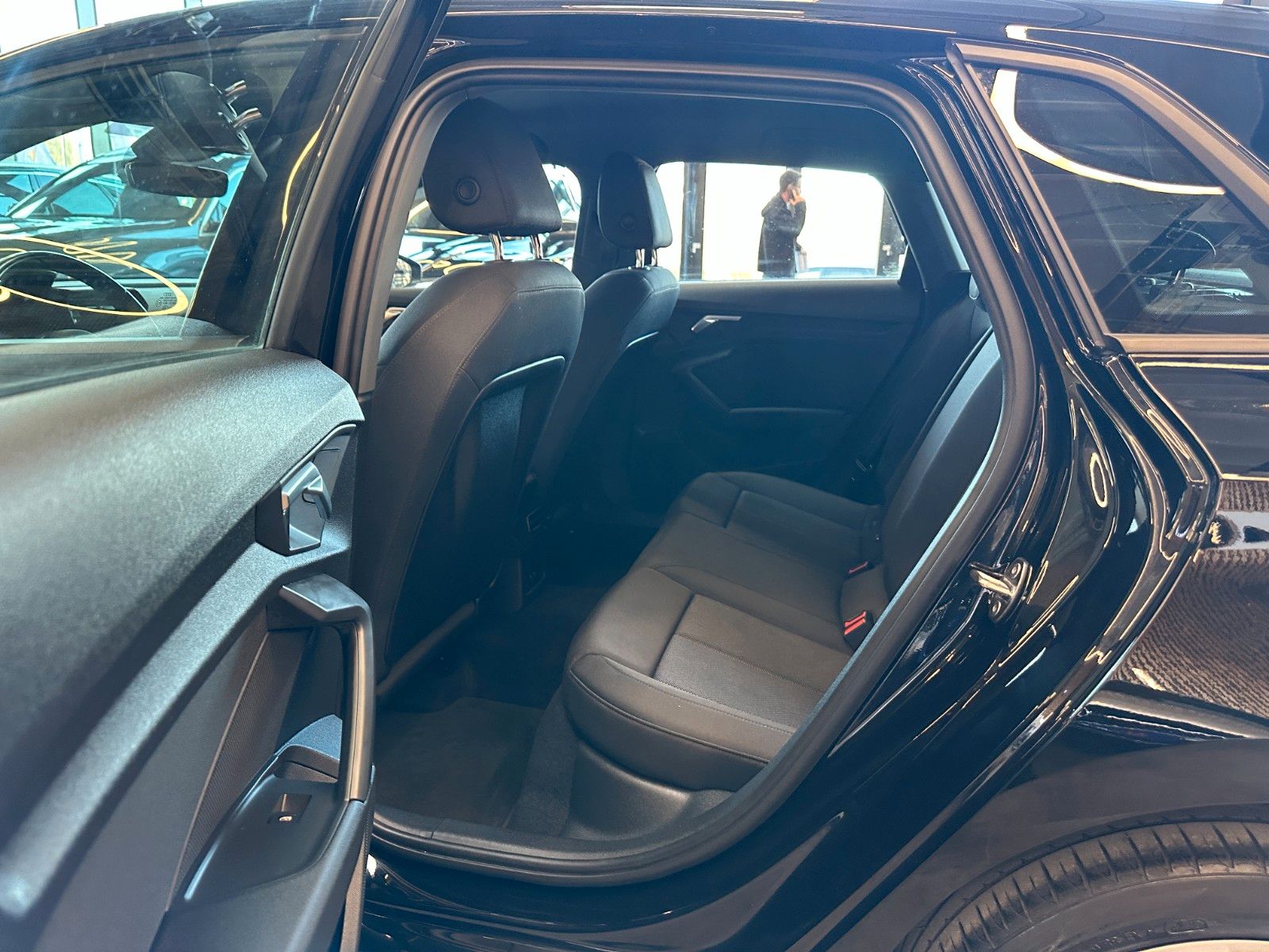 Audi A3 Sportback 35 TDI *1.HAND*19%*NAVI*ACC*SPURASS foto 12