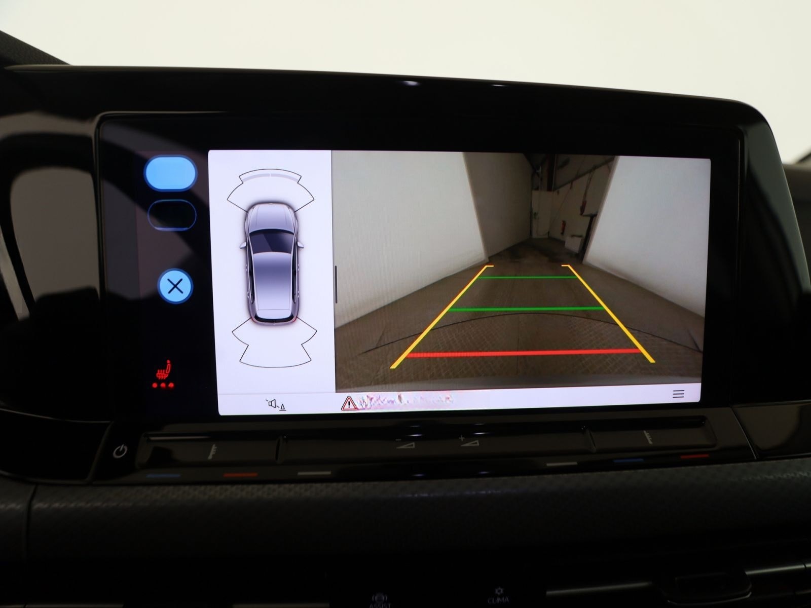 Volkswagen Golf VIII 1.5 TSI Active Standh+Navi.+RFK+SHZ+LE foto 13