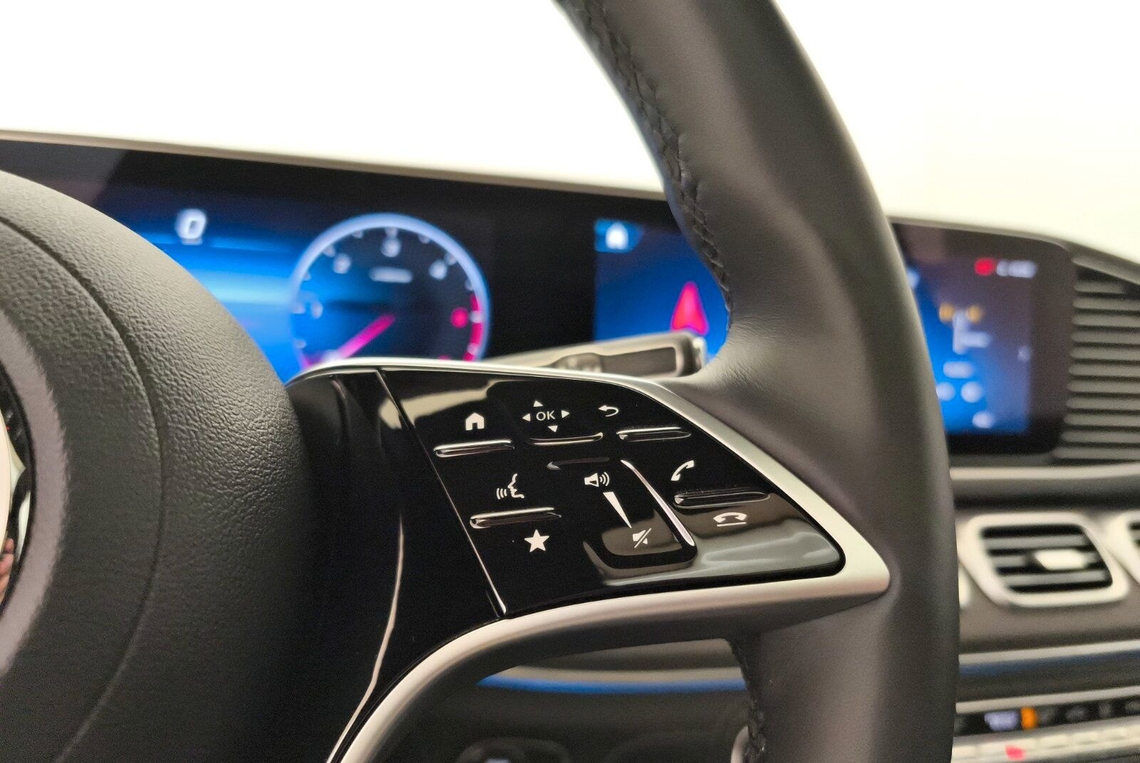 Mercedes-Benz GLE 450d 4M AMG Premium+ Airmatic Night AHK 3,5t foto 15