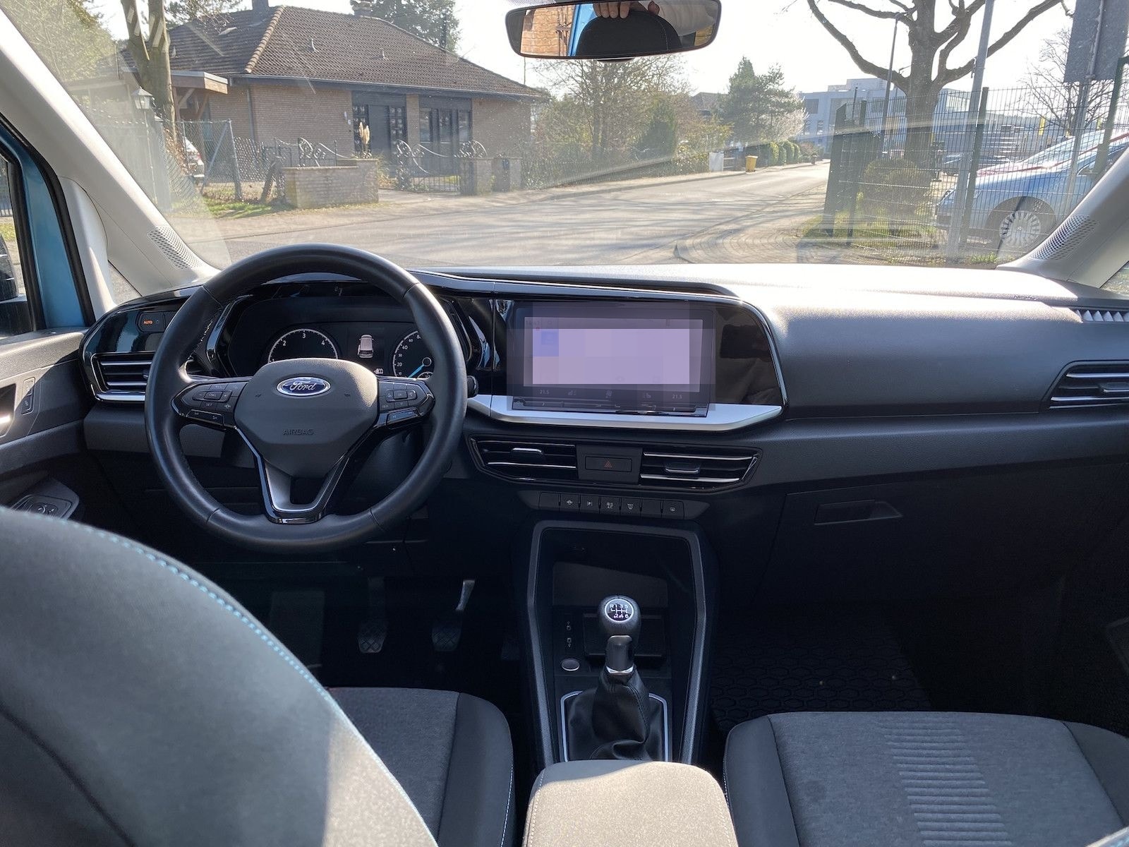 Volkswagen Caddy Tourneo Active, LED, neuer Rollstuhlumbau, foto 16