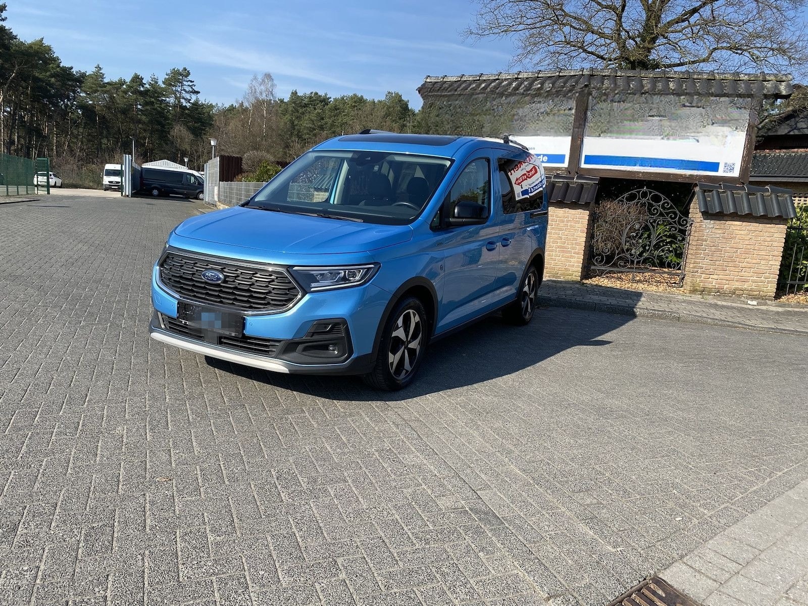 Volkswagen Caddy Tourneo Active, LED, neuer Rollstuhlumbau, foto 6
