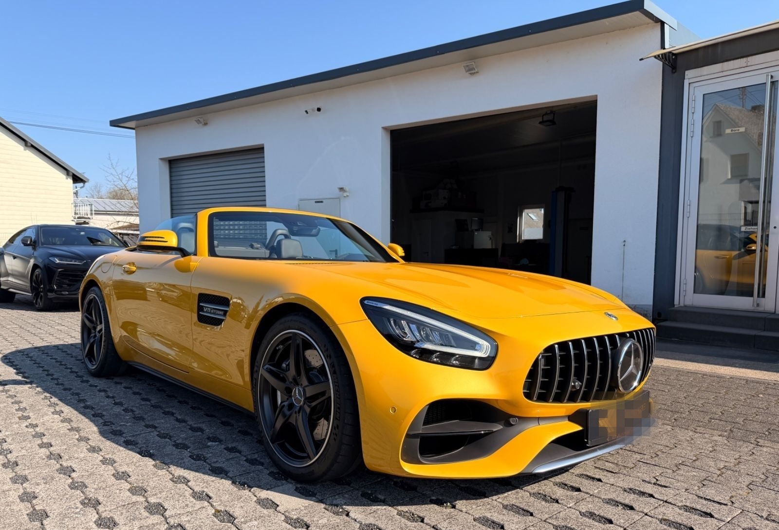 Mercedes-Benz AMG GT Roadster *DYN-PLUS-PKT+TRACK+SOLARBEAM* foto 2