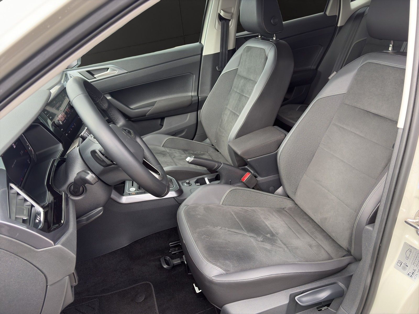 Volkswagen Polo 1.0 TSI DSG Style LED-Matrix+Kamera+Navi foto 8