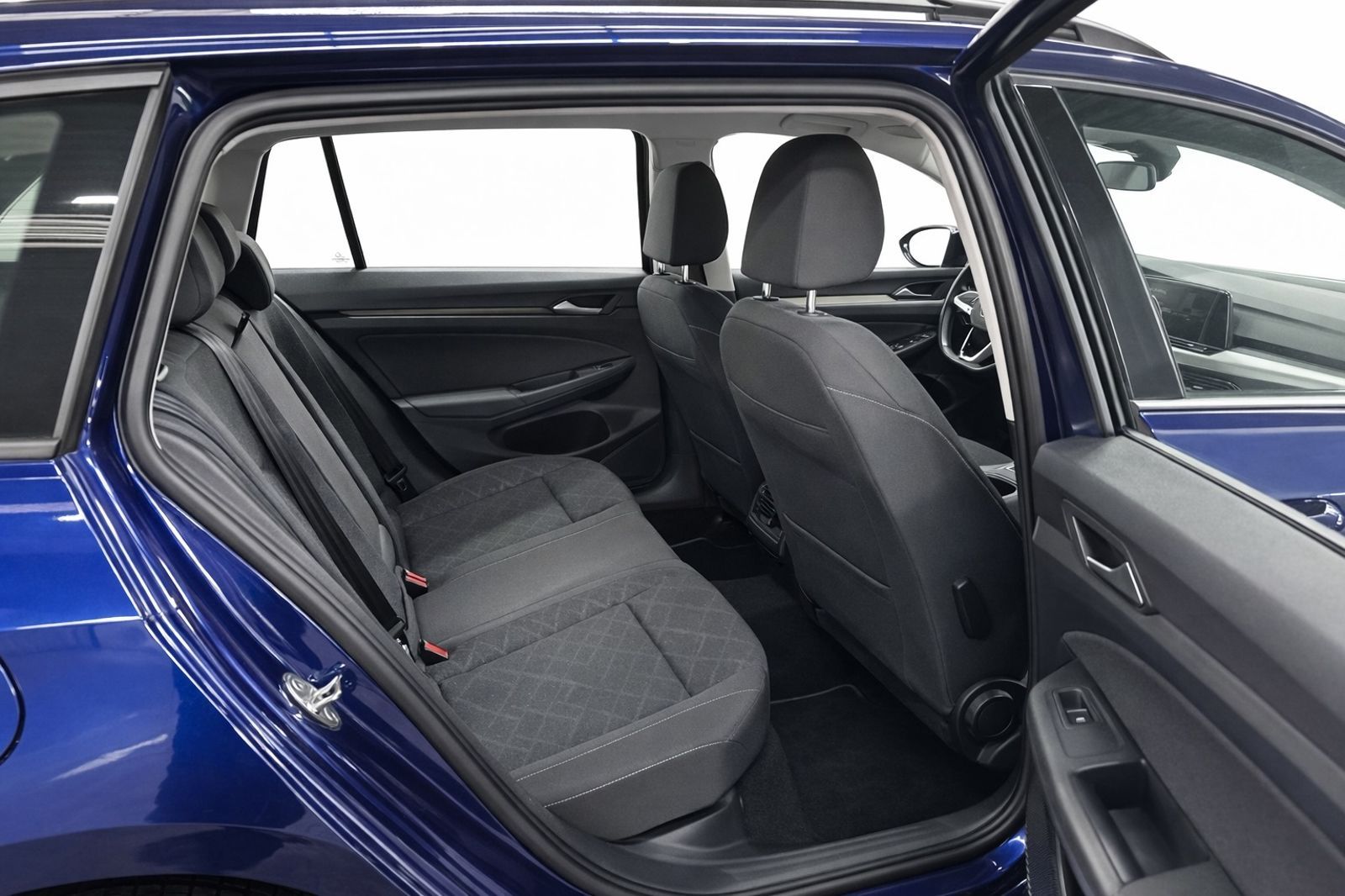 Volkswagen Golf VIII Variant eTSI DSG Life AHK ACC NAVI SHZ foto 5