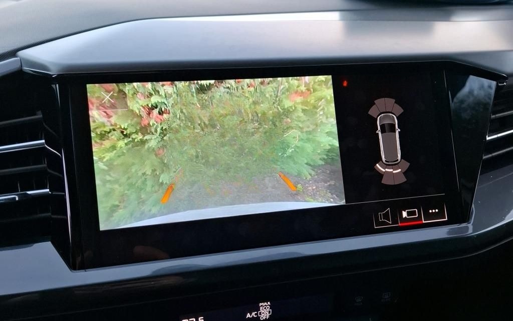 Audi Q4 45 e-tron S line foto 9