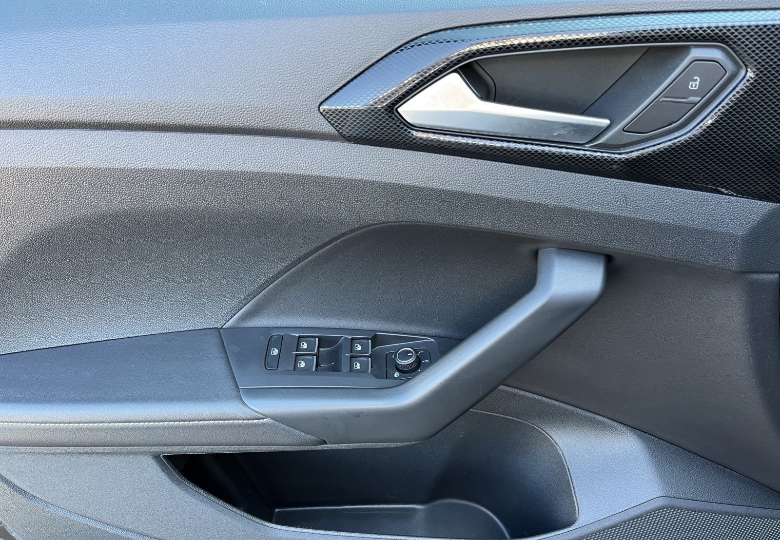 Volkswagen T-Cross GOAL 1.0 TSI, 3,99%,MTL. RATE *149¿* NAV foto 13