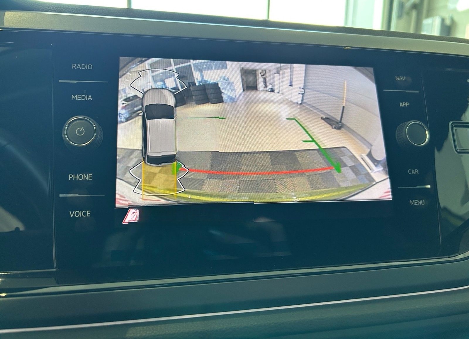 Volkswagen Taigo 1.0 TSI R-Line *MATRIX*KAMERA*NAVI* foto 16