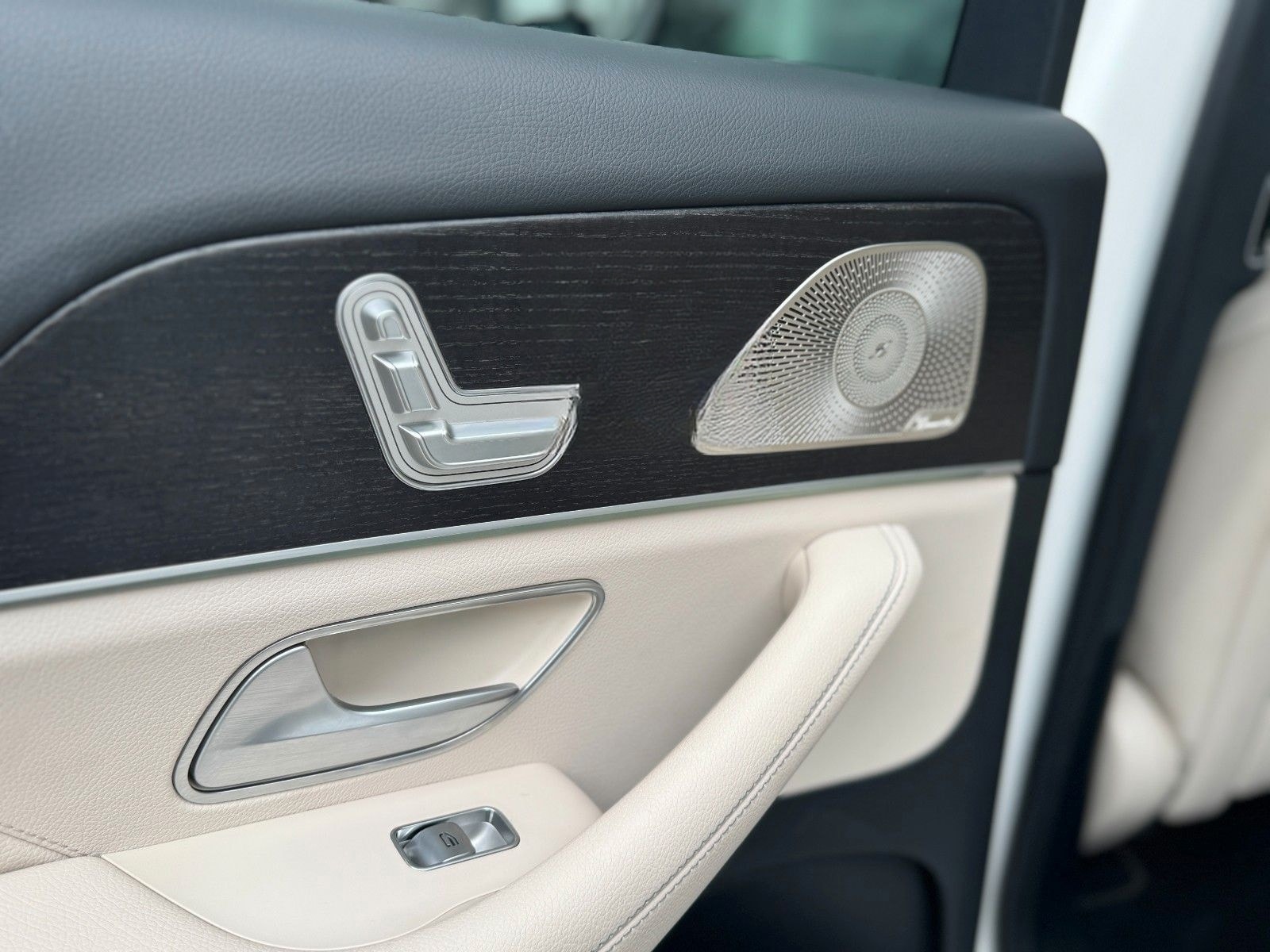 Mercedes-Benz GLS 400 d 4Matic AMG/PANO/MBEAM/360°/LUFT/BURM/ foto 17