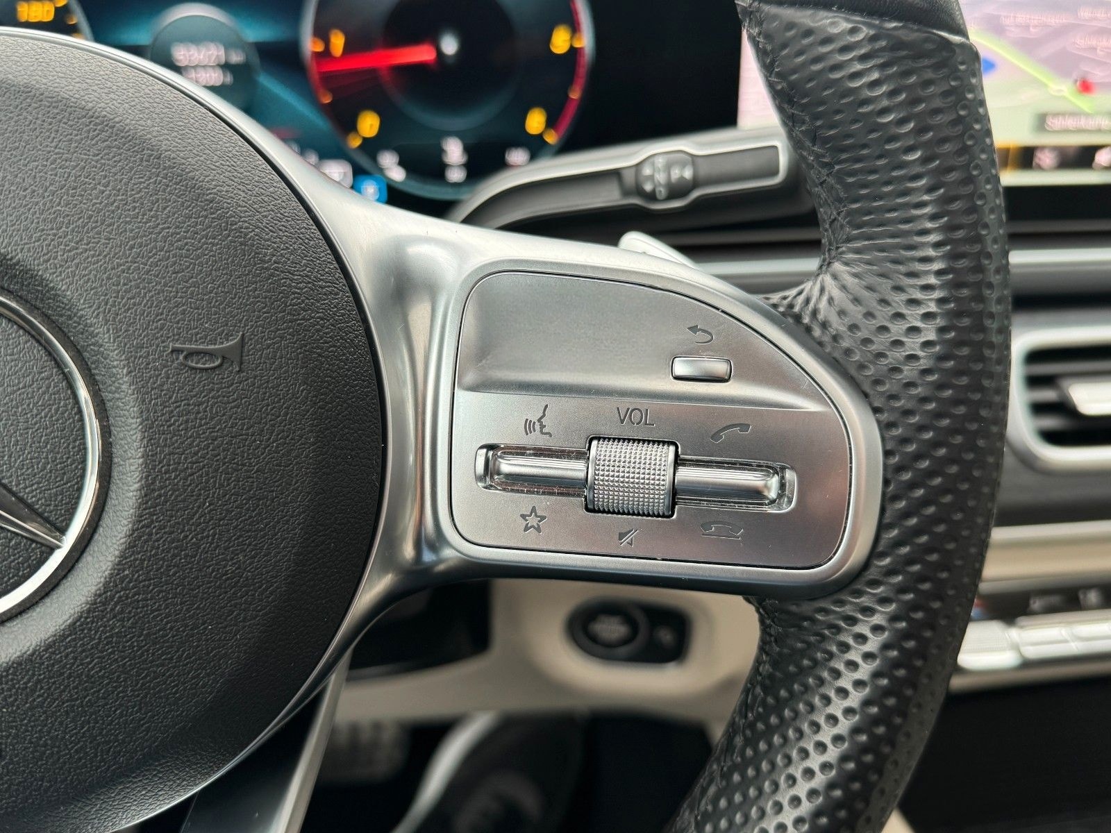 Mercedes-Benz GLS 400 d 4Matic AMG/PANO/MBEAM/360°/LUFT/BURM/ foto 22