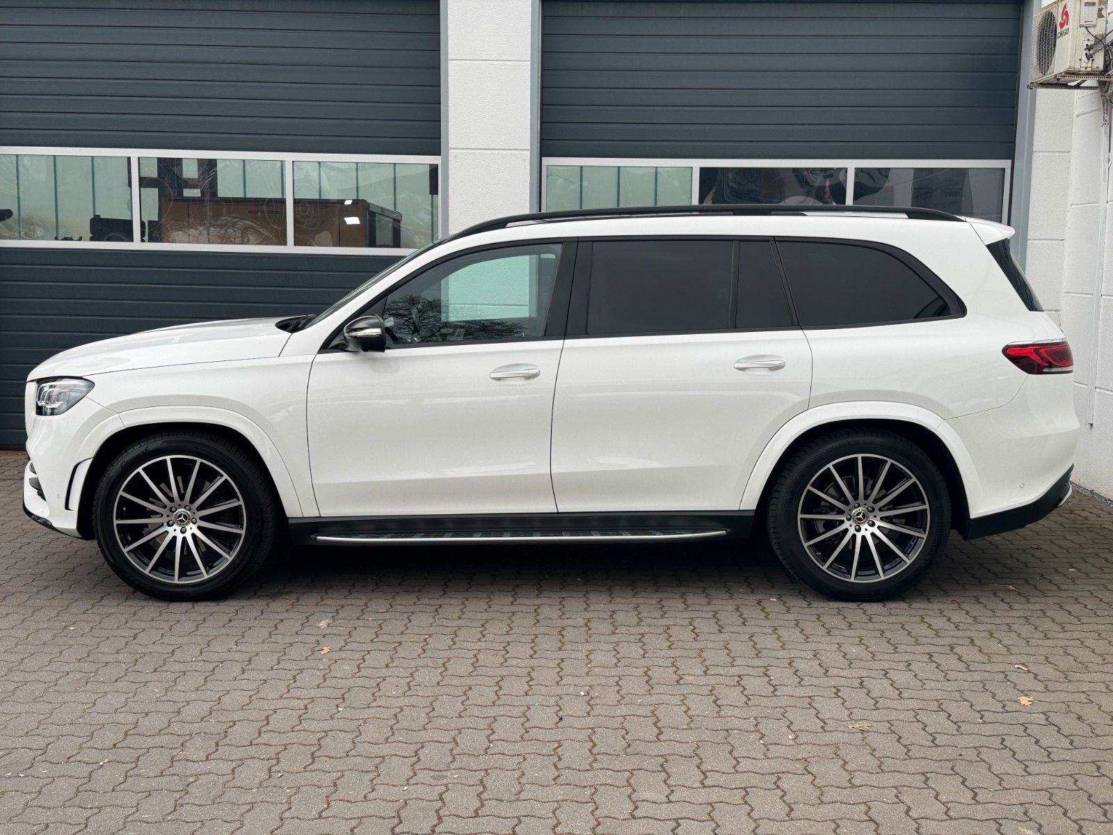 Mercedes-Benz GLS 400 d 4Matic AMG/PANO/MBEAM/360°/LUFT/BURM/ foto 7