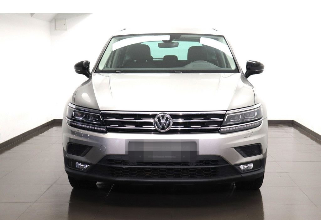 Volkswagen Tiguan 2.0 TSI IQ. DRIVE 4Motion LED NAVI foto 2
