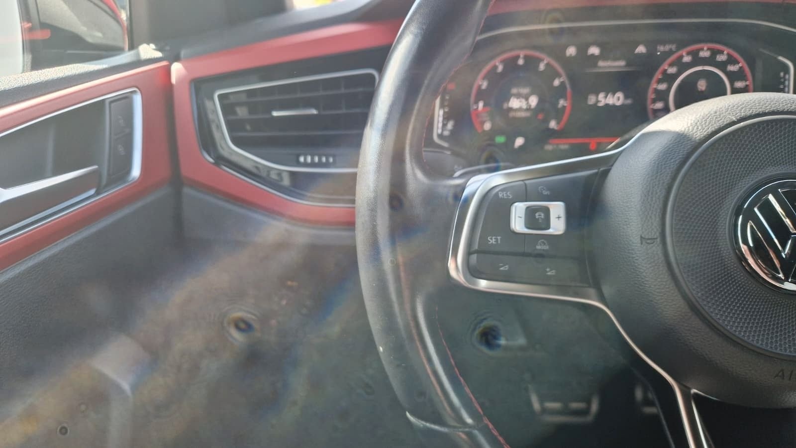 Volkswagen Polo GTI 2.0 TSI DSG foto 10