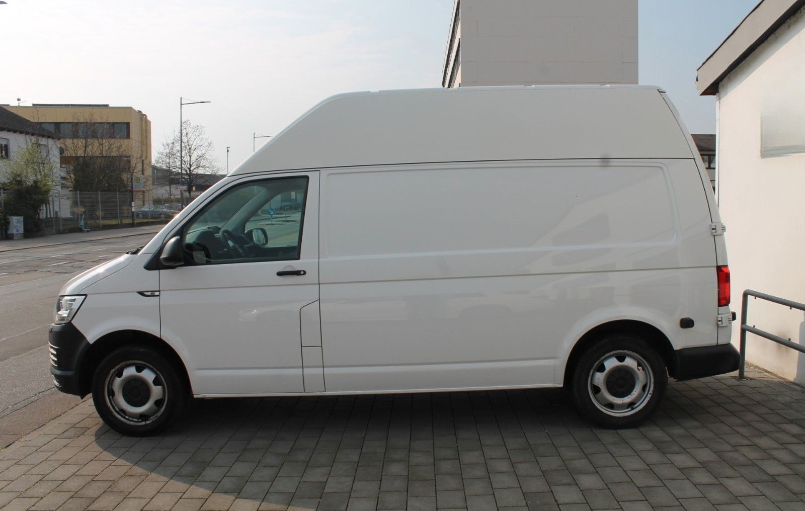 Volkswagen T6 Hoch Lang 4-Motion DSG 204 PS foto 5